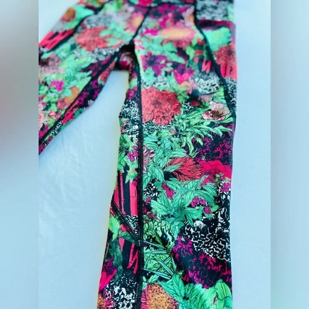 Lululemon Athletica RARE Time To Sweat Crop *23” Zen Garden Multi Size 4